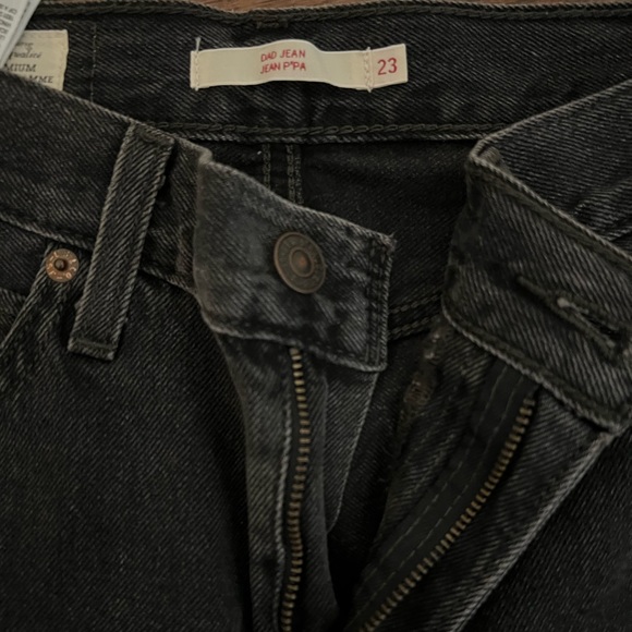 Levi’s boyfriend jeans - Picture 2 of 2